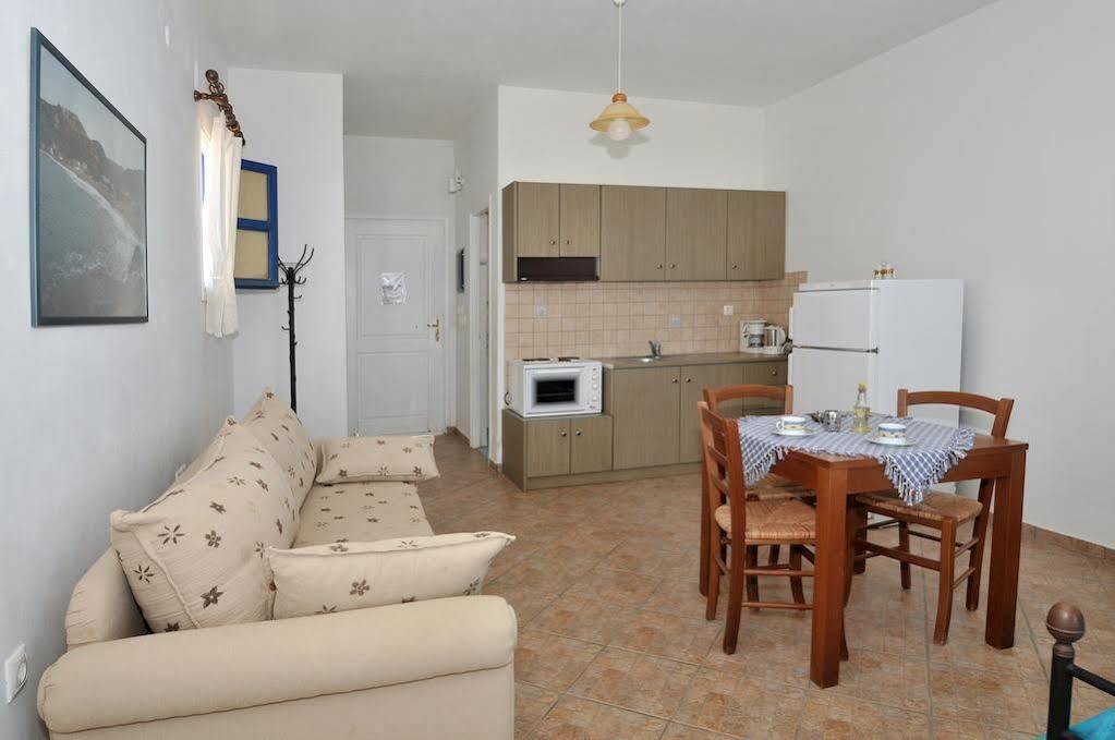 Akrotiri Hotel Platia Ammos 外观 照片